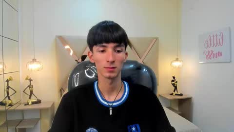 JAKE online show from December 20, 2025, 7:54 pm