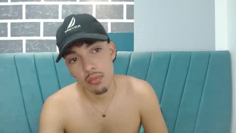 jake_laraxxx online show from September 16, 2025, 7:04 pm