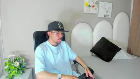 Jake  online show from May 1, 2026, 7:18 pm