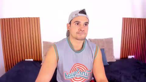 Jake  online show from December 16, 2025, 3:33 am