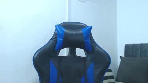 Hi guys im new 3 online show from February 6, 2026, 4:39 am