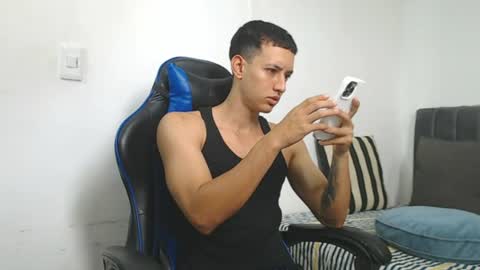 Hi guys im new 3 online show from July 9, 2026, 5:50 pm
