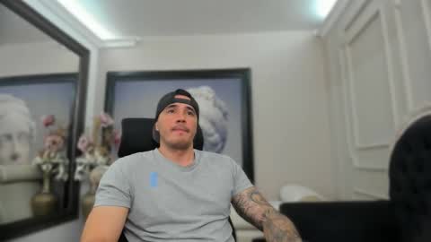 Snapshot of jakestone_1 chatting on October 28, 2025, 1:42 am jakestone_1 online show from October 28, 2025, 1:42 am