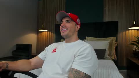 Snapshot of jakestone_1 chatting on November 19, 2025, 1:38 am jakestone_1 online show from November 19, 2025, 1:38 am