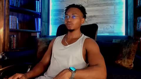   online show from October 25, 2025, 4:20 am