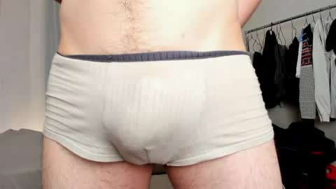 Snapshot of jame_flow chatting on May 19, 2026, 8:37 pm Hey there Im Jame online show from May 19, 2026, 8:37 pm