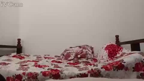 hot man sex  online show from May 10, 2026, 8:25 pm