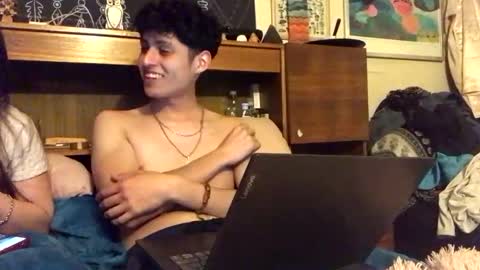 Snapshot of james2002og chatting on October 16, 2025, 2:12 am james2002og online show from October 16, 2025, 2:12 am