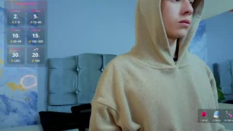 james_adamss_ online show from April 6, 2026, 12:06 pm