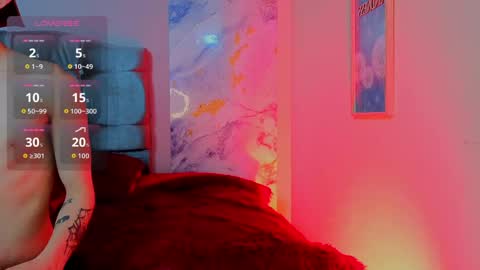 james_adamss_ online show from April 13, 2026, 12:43 pm