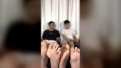 Snapshot of james_chez chatting on February 20, 2026, 3:01 pm james_chez online show from February 20, 2026, 3:01 pm