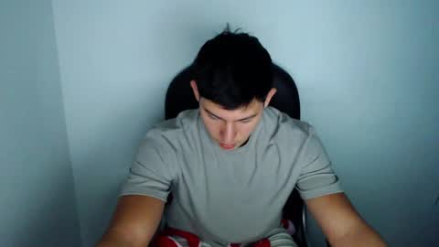 james_cr online show from January 26, 2025, 11:28 am