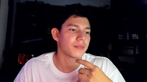 james_cr online show from January 30, 2025, 5:49 pm