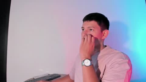 james_cr online show from February 27, 2025, 2:21 pm