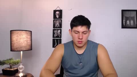 james_cr online show from November 20, 2025, 2:12 am