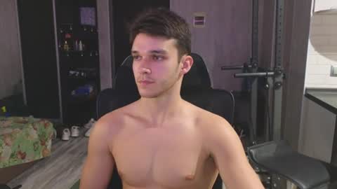 Snapshot of james_friends chatting on June 14, 2026, 7:38 pm James online show from June 14, 2026, 7:38 pm