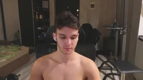 Snapshot of james_friends chatting on July 2, 2026, 10:05 pm James online show from July 2, 2026, 10:05 pm