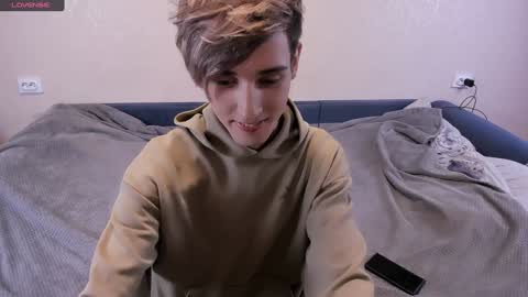 James online show from December 25, 2024, 8:28 pm