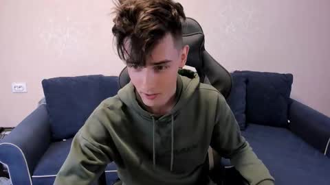 James online show from October 24, 2025, 6:37 pm