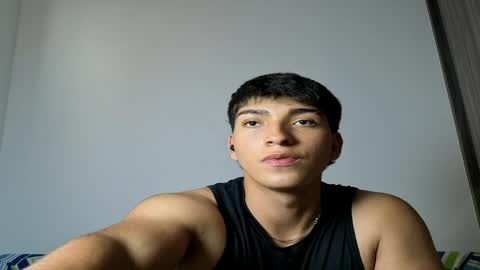 james_silva1 online show from May 25, 2026, 9:54 pm
