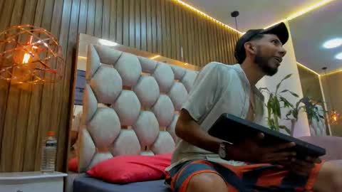 Snapshot of james_walsh chatting on January 31, 2026, 8:29 pm James Walsh online show from January 31, 2026, 8:29 pm