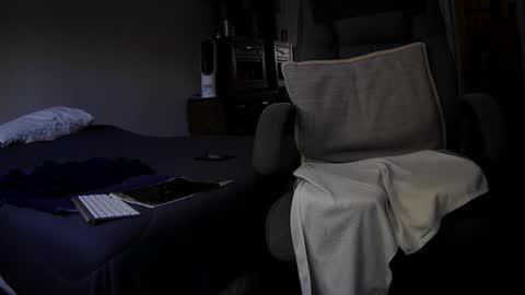 Snapshot of jamesbondage_0069 chatting on November 1, 2025, 4:09 pm James Bondage online show from November 1, 2025, 4:09 pm