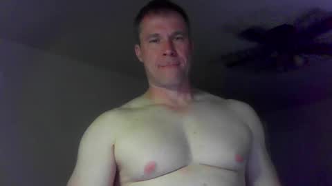 Snapshot of jamesjewels chatting on May 19, 2026, 2:29 am jamesjewels online show from May 19, 2026, 2:29 am