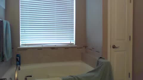 jamesmckendree online show from December 28, 2024, 6:18 pm