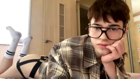 jamesstar4 online show from April 6, 2026, 6:47 am