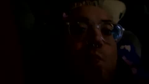 jamie19905 online show from February 4, 2026, 4:07 am