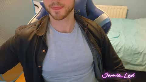 Snapshot of jamie_lad chatting on January 6, 2025, 9:22 pm Jamie online show from January 6, 2025, 9:22 pm