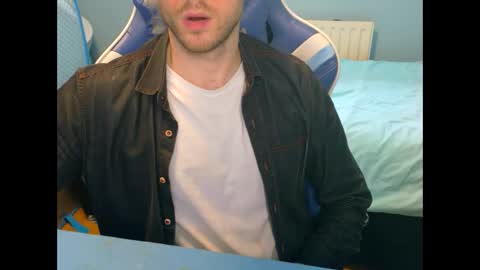 Snapshot of jamie_lad chatting on February 7, 2025, 9:16 am Jamie online show from February 7, 2025, 9:16 am