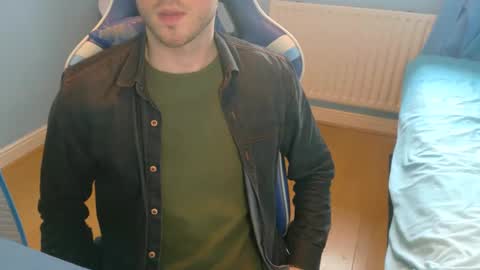 Snapshot of jamie_lad chatting on February 14, 2025, 2:23 pm Jamie online show from February 14, 2025, 2:23 pm