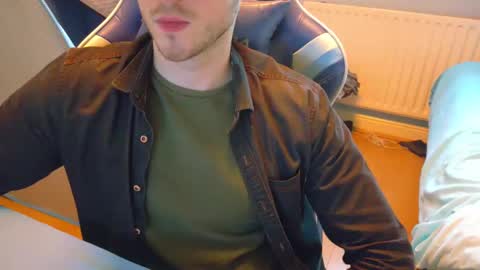 Snapshot of jamie_lad chatting on February 16, 2025, 9:15 am Jamie online show from February 16, 2025, 9:15 am