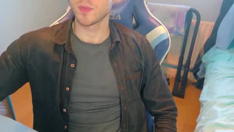 Snapshot of jamie_lad chatting on February 22, 2025, 10:29 am Jamie online show from February 22, 2025, 10:29 am