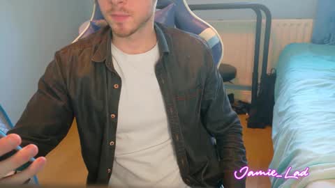 Snapshot of jamie_lad chatting on March 8, 2025, 9:39 am Jamie online show from March 8, 2025, 9:39 am