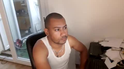 Snapshot of jamielonnas chatting on October 14, 2025, 11:00 am Jamie Lonnas online show from October 14, 2025, 11:00 am