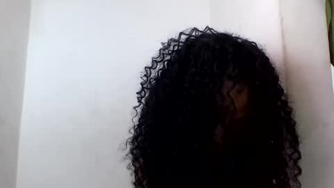 jamila531017 online show from May 26, 2026, 9:55 pm
