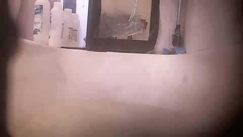 Bootyshows online show from November 2, 2025, 12:40 pm