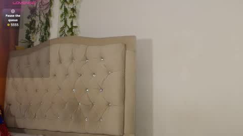 Snapshot of jana_thomson chatting on November 14, 2025, 12:59 pm karol online show from November 14, 2025, 12:59 pm