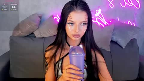 Eva online show from October 31, 2025, 12:22 am