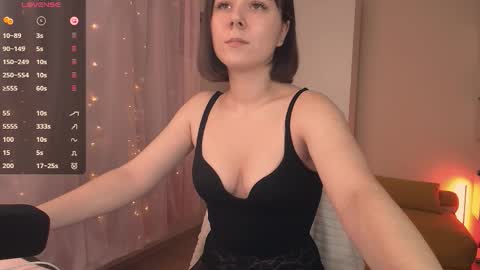 jane_kinn online show from November 12, 2025, 9:03 pm