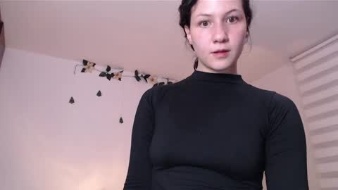 Snapshot of jane_r chatting on December 25, 2024, 2:35 am Jane online show from December 25, 2024, 2:35 am
