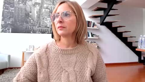 Snapshot of janeturner chatting on February 17, 2025, 1:53 pm JANE TURNER MILF online show from February 17, 2025, 1:53 pm