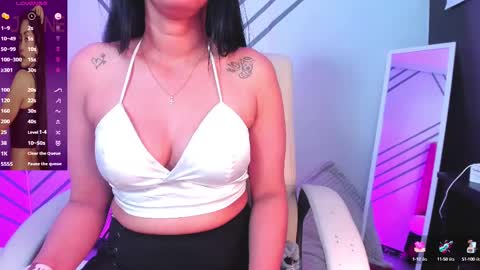 Snapshot of janne_lee chatting on March 10, 2025, 12:40 am Janne for u online show from March 10, 2025, 12:40 am
