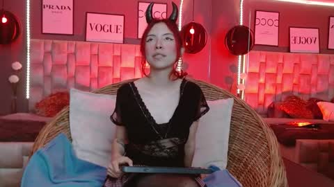 janne online show from October 21, 2025, 12:28 pm