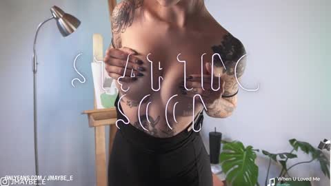 Snapshot of janne_maybe chatting on December 20, 2024, 7:28 pm jmaybe e online show from December 20, 2024, 7:28 pm