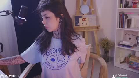 Snapshot of janne_maybe chatting on January 7, 2025, 3:02 pm jmaybe e online show from January 7, 2025, 3:02 pm