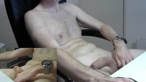 Snapshot of japie93 chatting on October 30, 2025, 7:47 pm japie93 online show from October 30, 2025, 7:47 pm