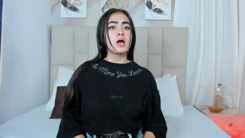 Snapshot of jaslyn__smith chatting on December 28, 2024, 4:30 pm Jaslyn online show from December 28, 2024, 4:30 pm